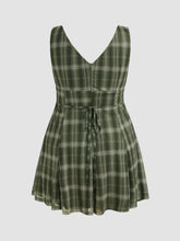 V-neck Check Mini Dress Curve & Plus
