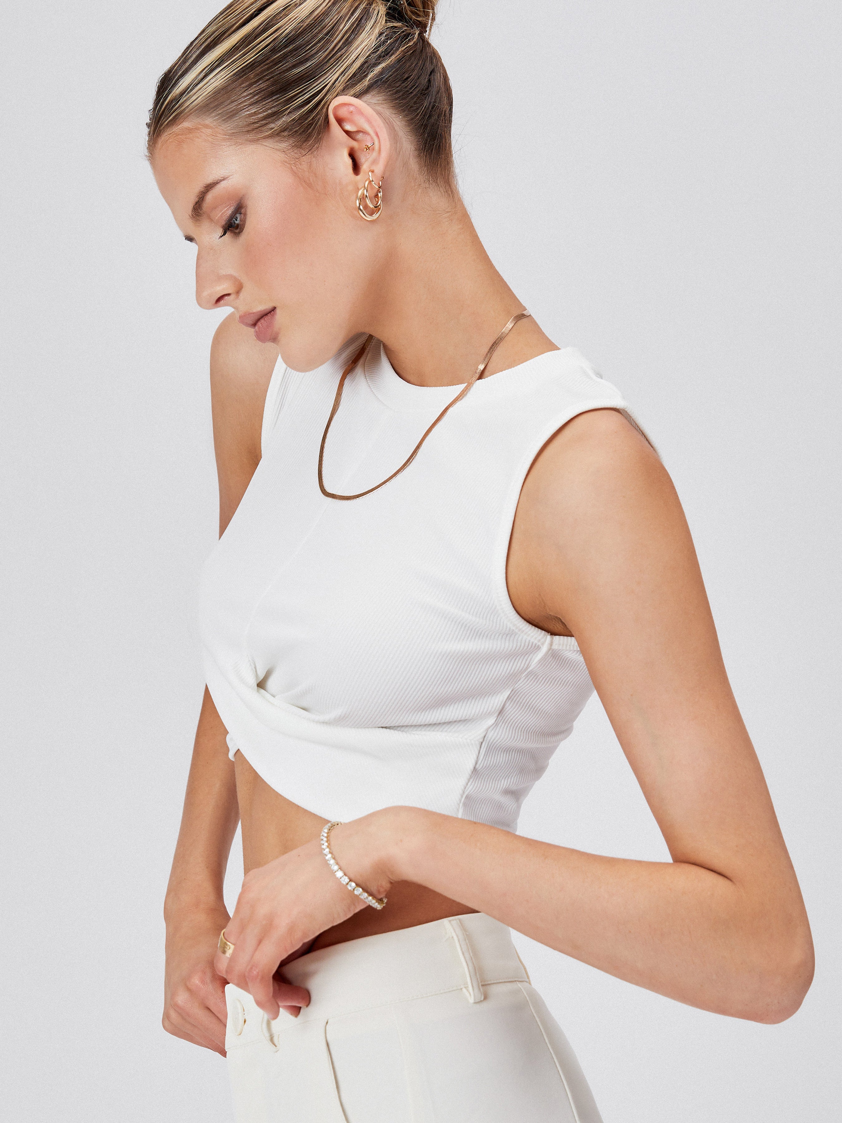 Solid Crewneck Crop Tank Top