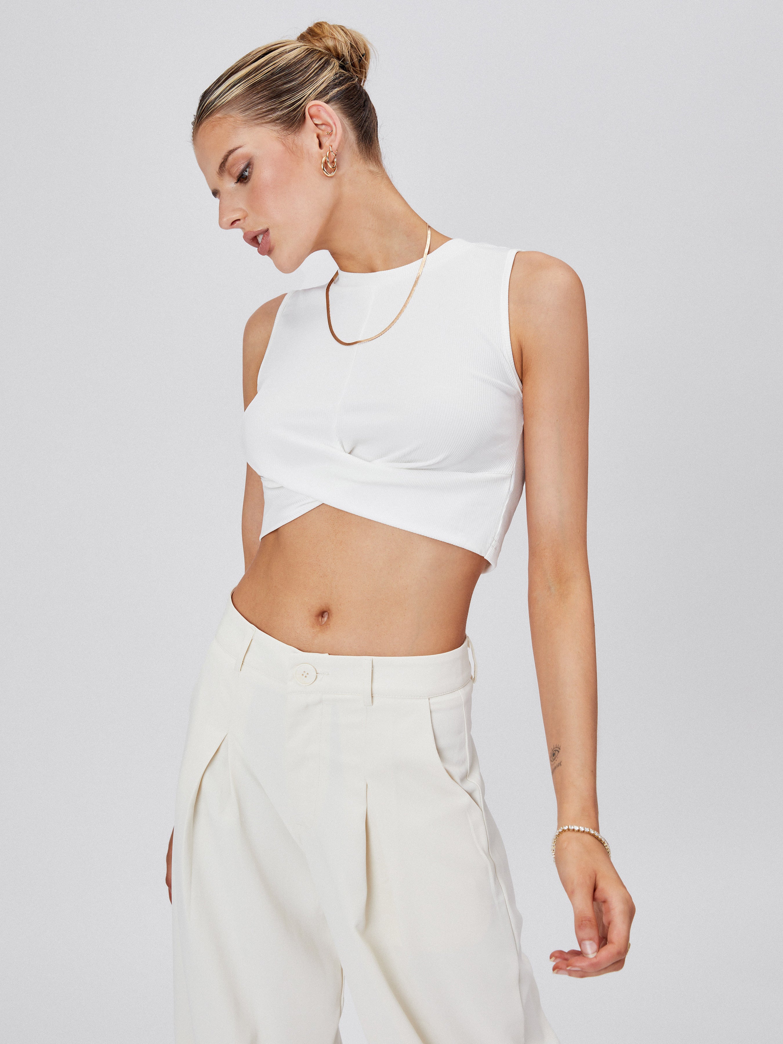 Solid Crewneck Crop Tank Top